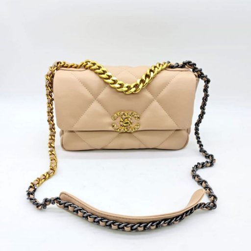 Купить женские сумки Chanel Vintage в интернетмагазине Lookbuck